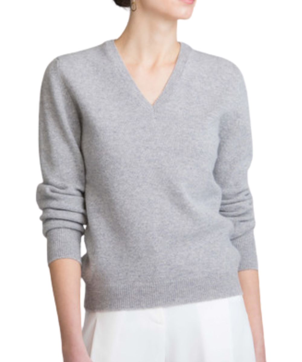 Johnstons Lambswool Classic V-Neck Sweater