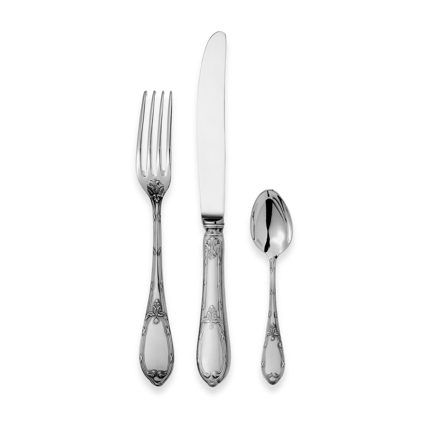 Chambly Rubans Louis XVI (Rubans 34) Matte Silverplate Flatware Collection