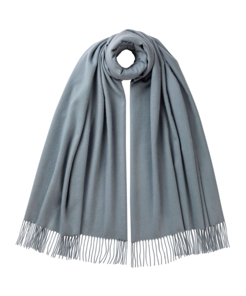 Johnstons of Elgin Cashmere Classic Plain Stole in Peregrine