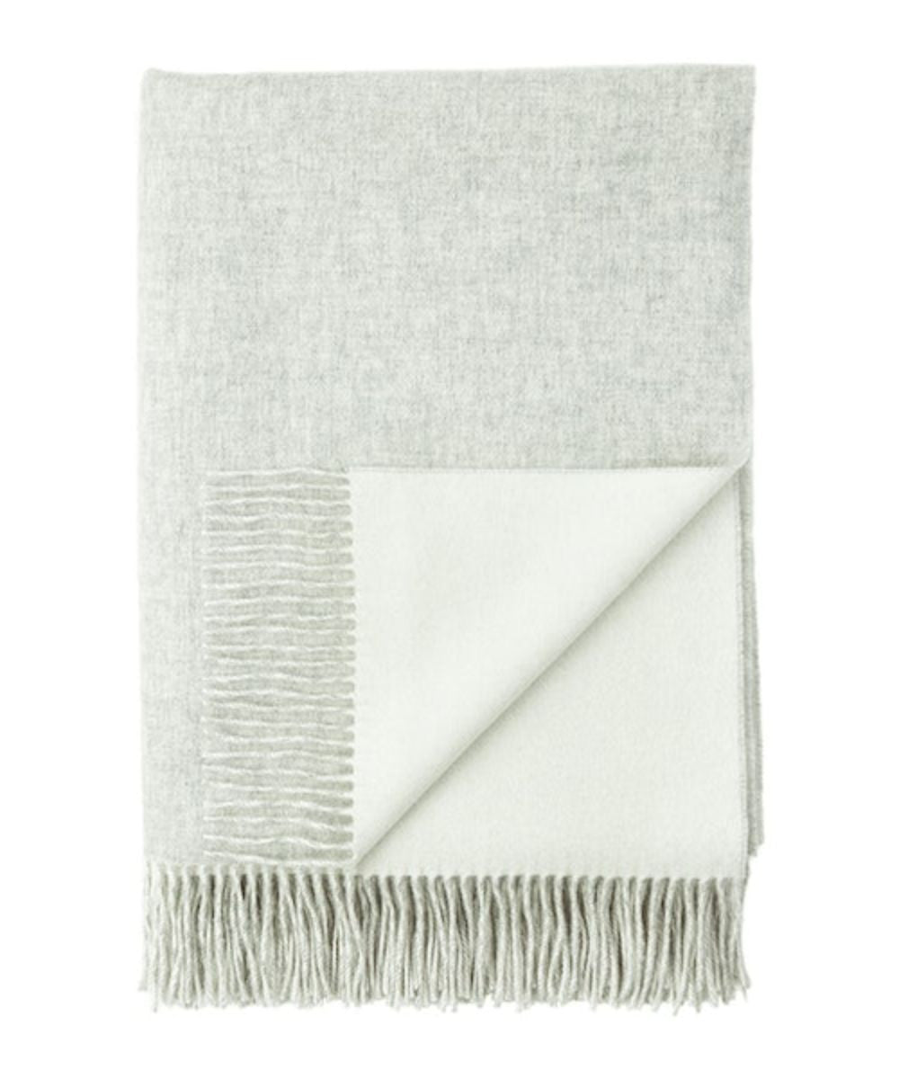 Johnstons of Elgin Cashmere Reversible Bed Throw Blanket in Silver/White