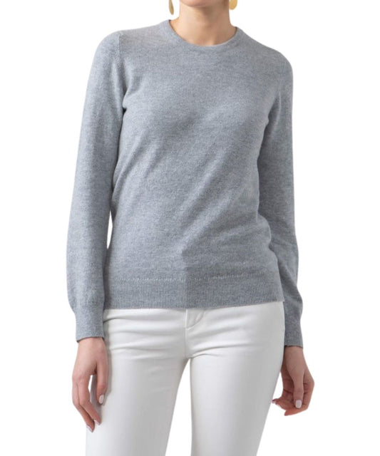 Johnstons of Elgin Women's Cashmere Classic Crew Neck Sweater in Silver