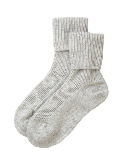 Johnstons of Elgin Women's Cashmere Ribbed Bed Socks in Grey