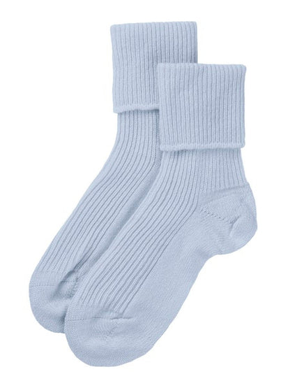 Johnstons of Elgin Women's Cashmere Ribbed Bed Socks in Pale Blue