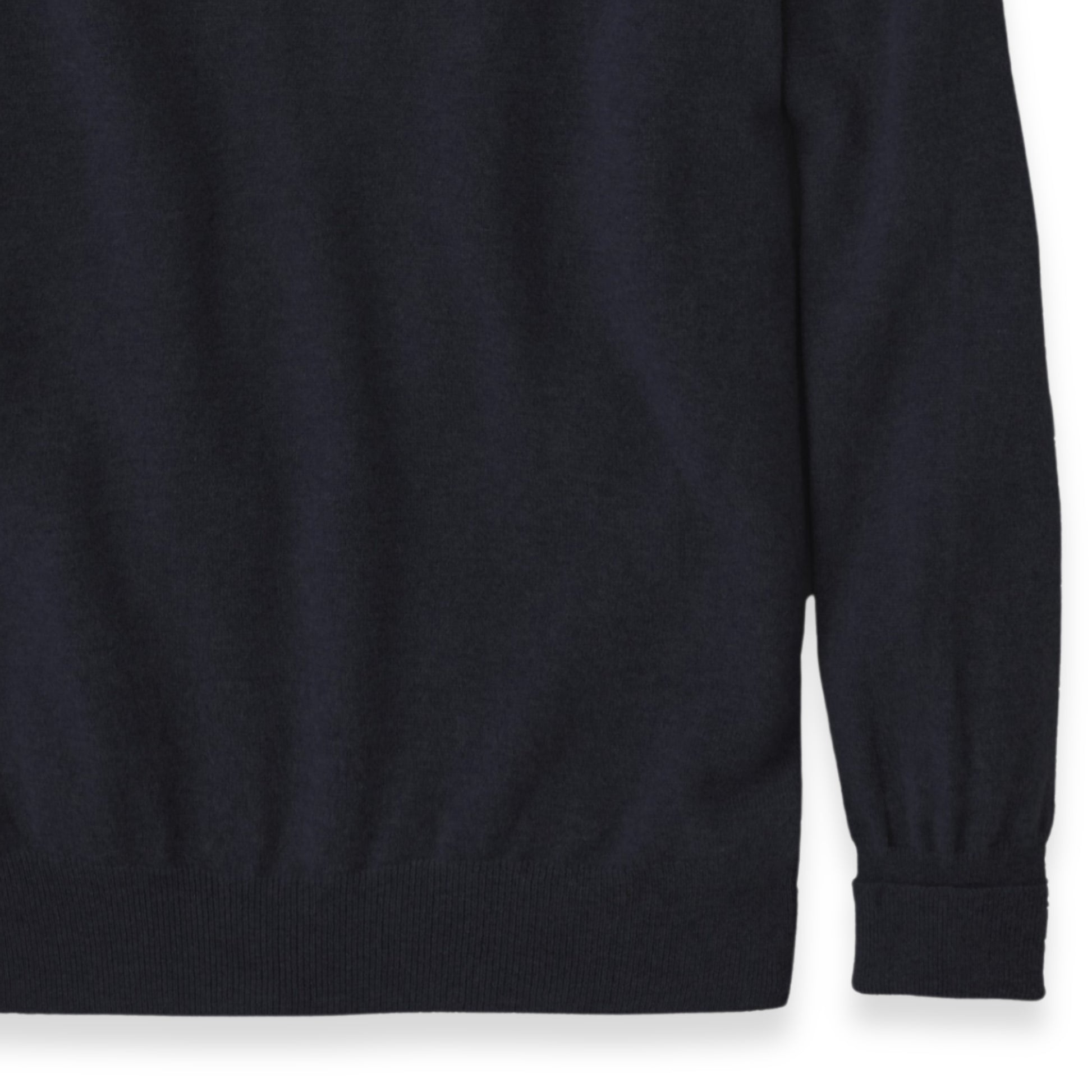 Men's Cashmere Crew Neck Sweater With Set-In Sleeve in Navy