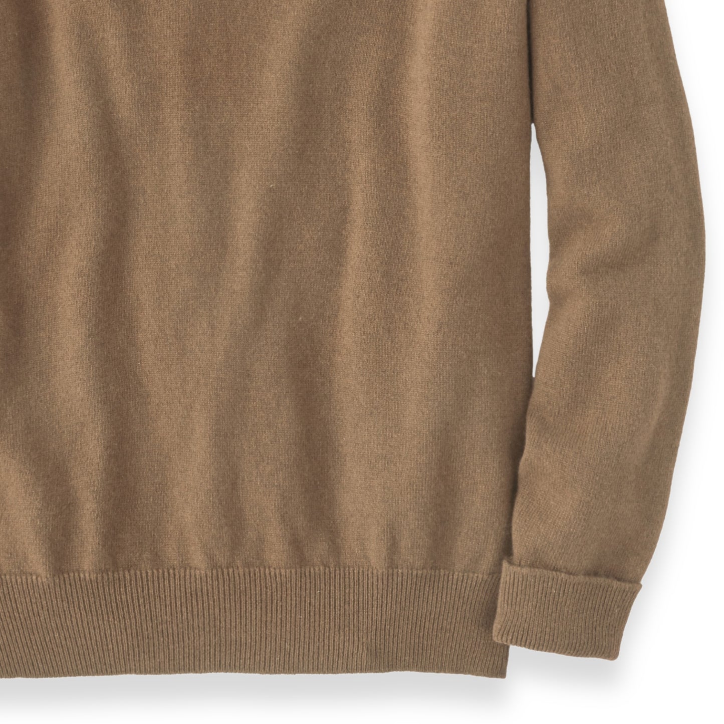 Men's Cashmere V-Neck Sweater With Saddle Shoulder in Savannah