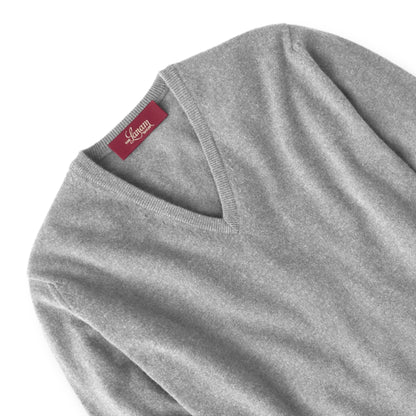 Men's Cashmere V-Neck Sweater With Set-In Sleeve in Flannel