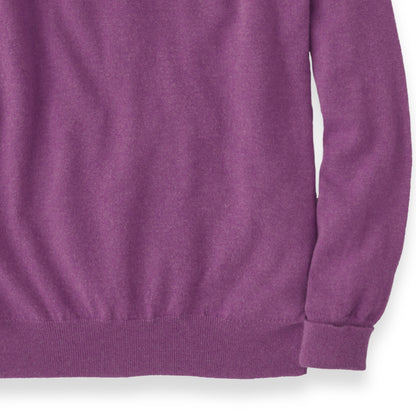 Men's Cashmere V-Neck Sweater With Set-In Sleeve in Loganberry