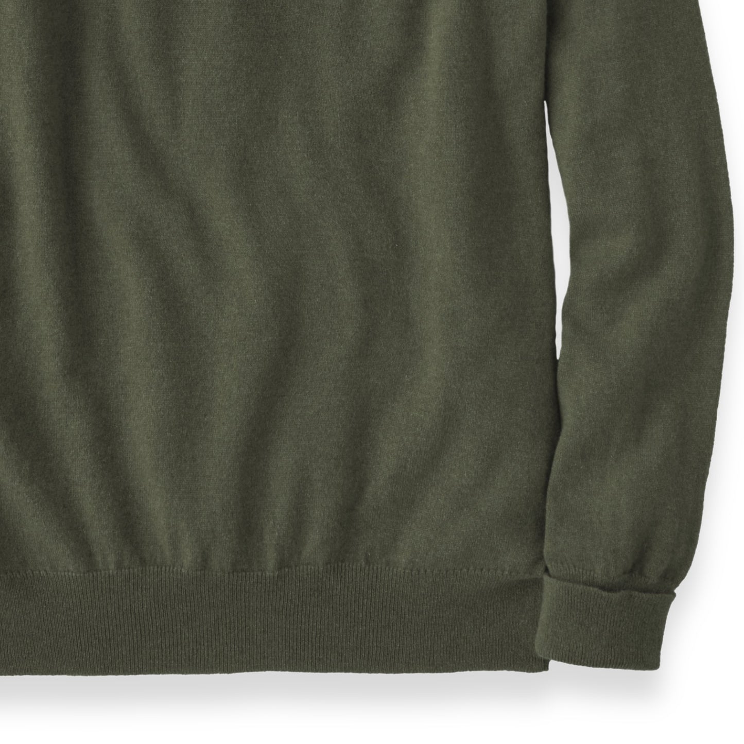 Men's Cashmere V-Neck Sweater With Set-In Sleeve in Serpentine