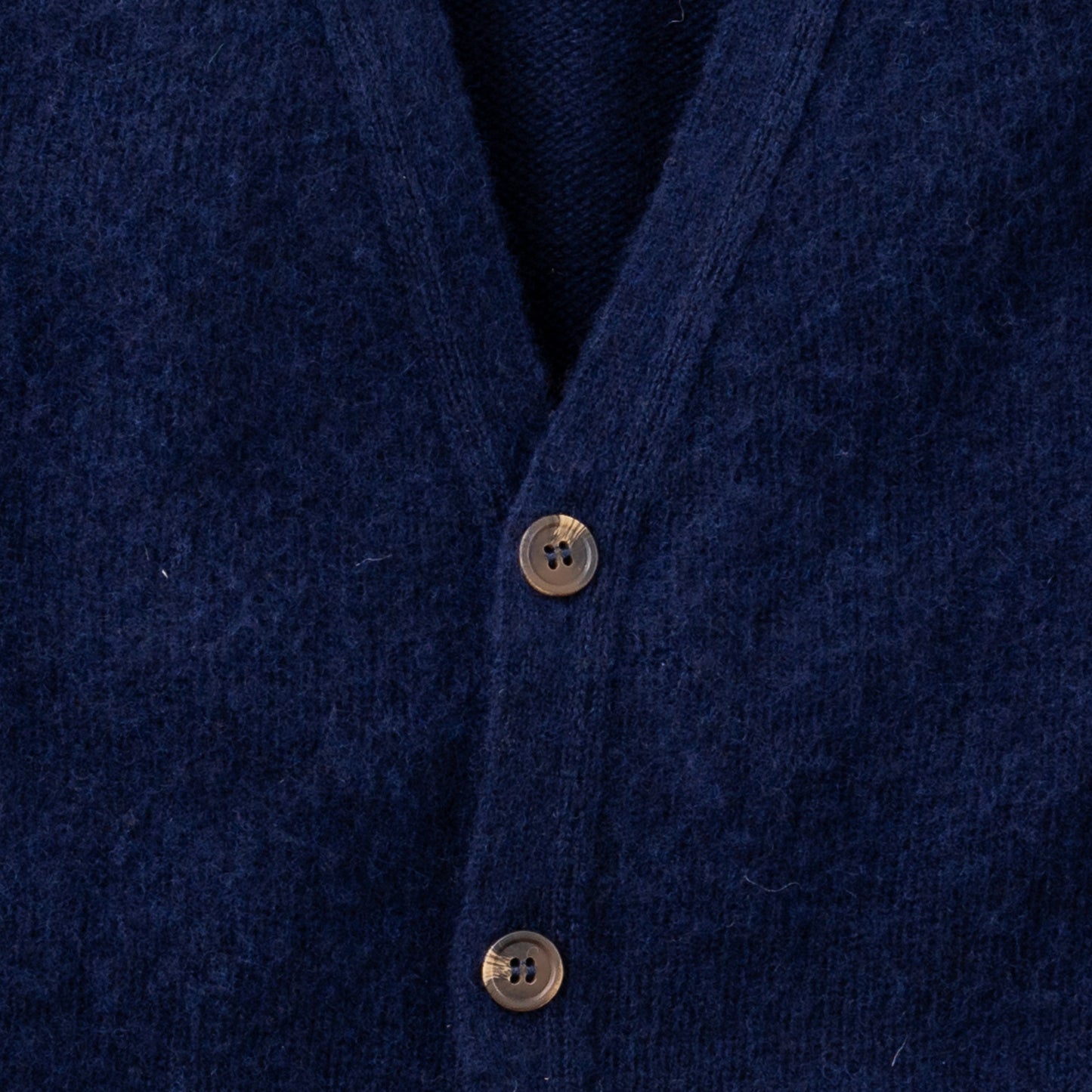 Men's Brushed Shetland Wool Cardigan | Navy Blue