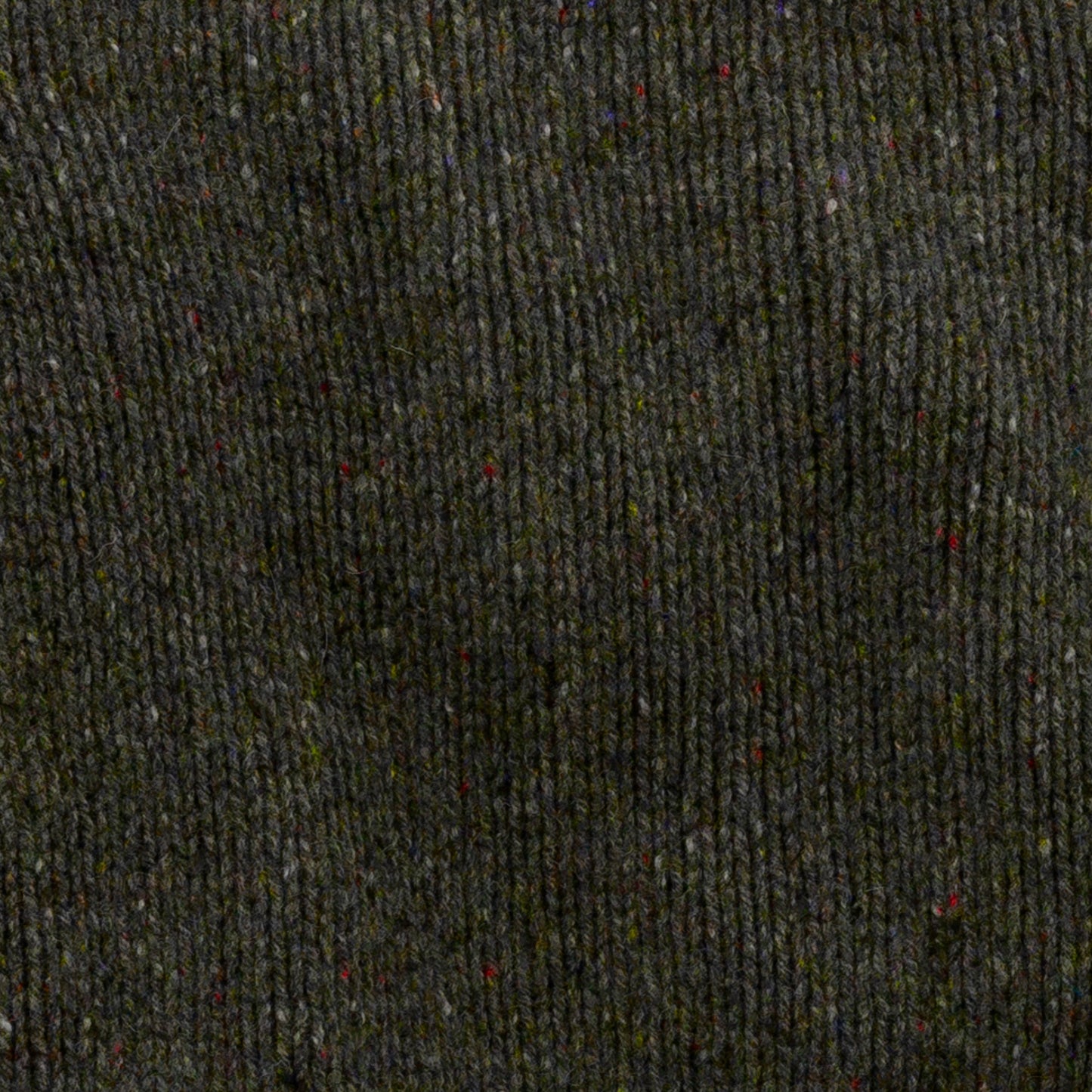 Men's Donegal Lambswool Crew Neck Sweater with Rib Knit Detail | Forest Green Donegal