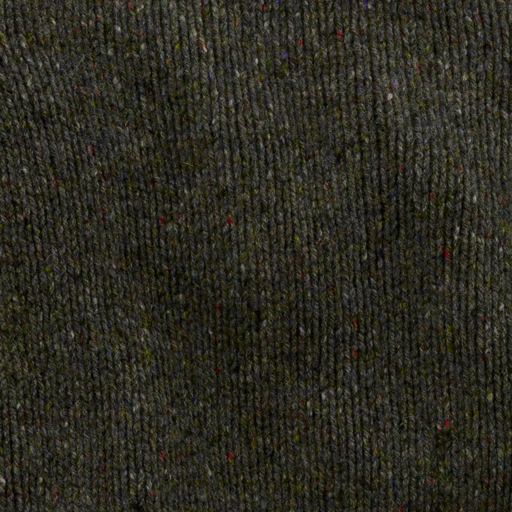 Men's Donegal Lambswool Crew Neck Sweater with Rib Knit Detail | Forest Green Donegal