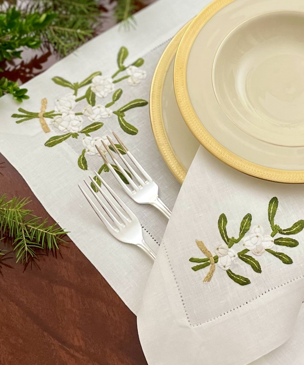 Mistletoe Bunch Collection