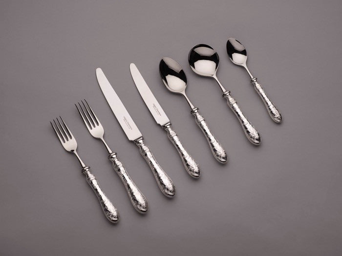 Willow "Traditional" Cutlery Collection in Silverplate