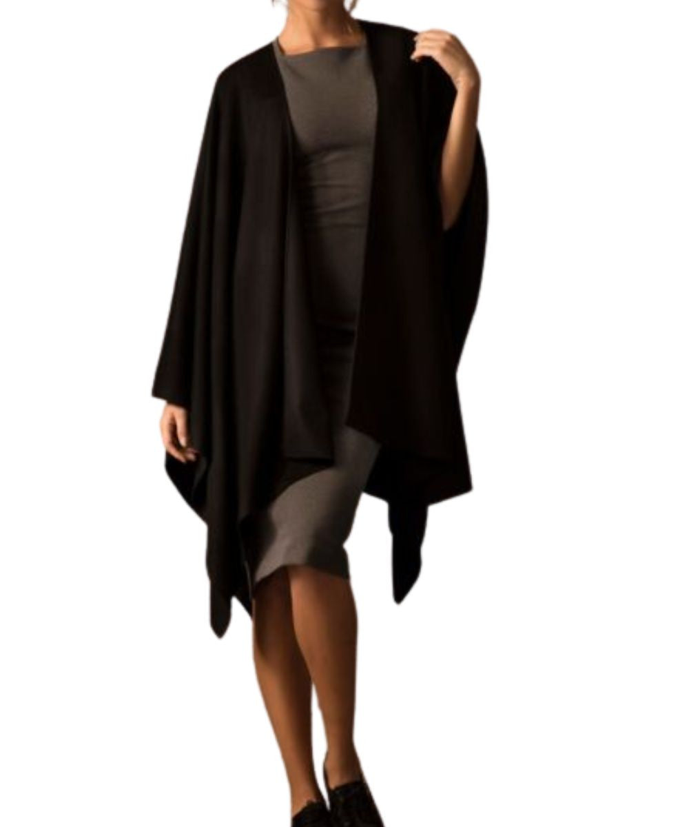 Women's Pure Vicuña Cape in Black